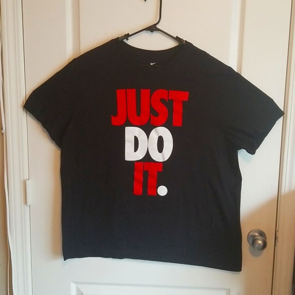 Mens Nike Tshirt XXL Black-Red